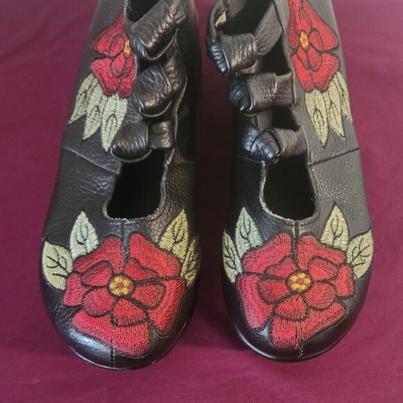 Ankle Boots - Picture 2 of 8